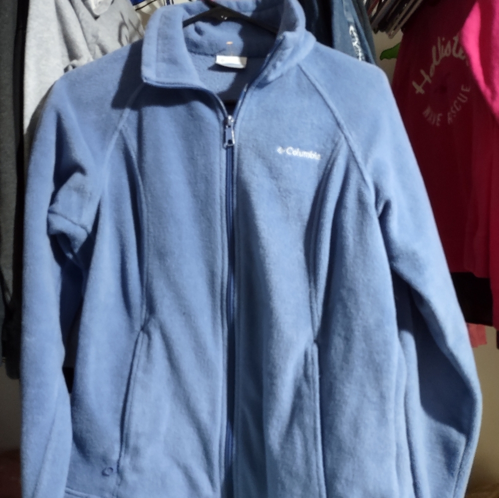 Columbia zip up size medium